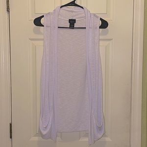 Rue 21 top White open front with pockets size Medium